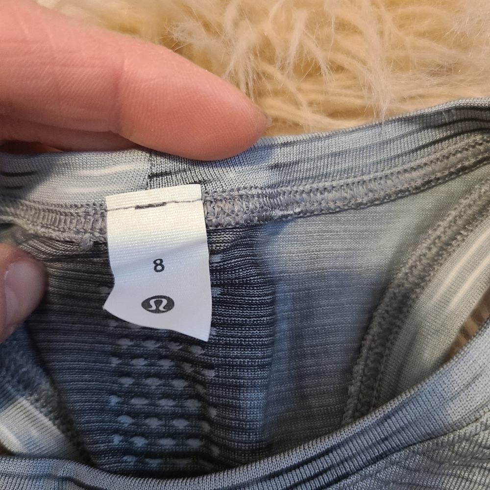 Lululemon Swiftly Tech Tank 2.0 - Picture 3 of 4